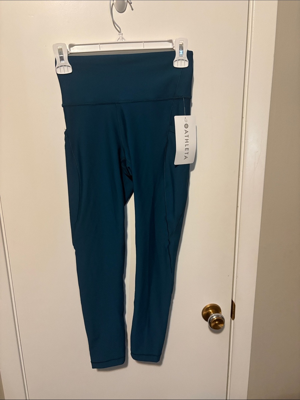 NWT Athleta XS Interval Stash 7/8 tight Performance Leggings